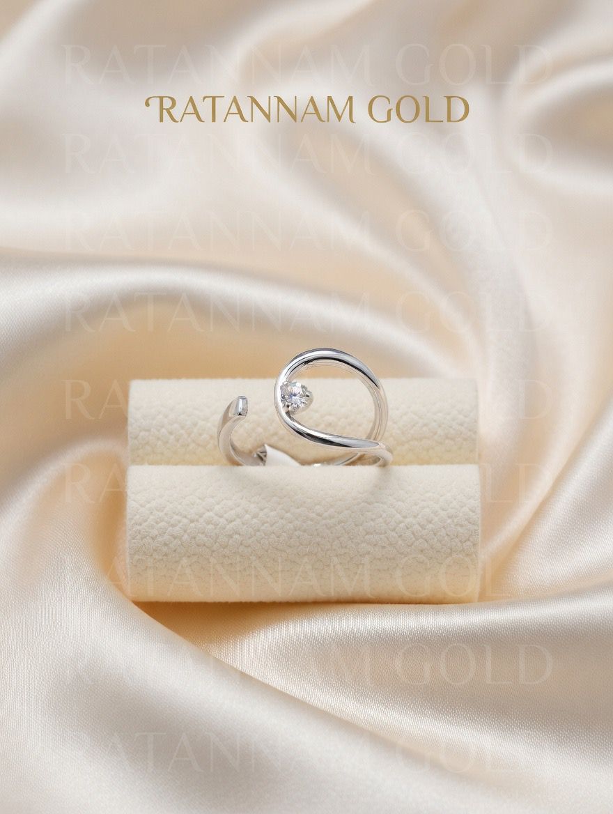 SILVER RING