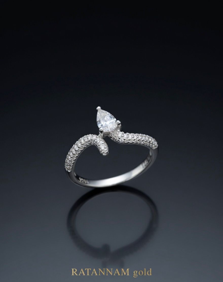 SILVER RING