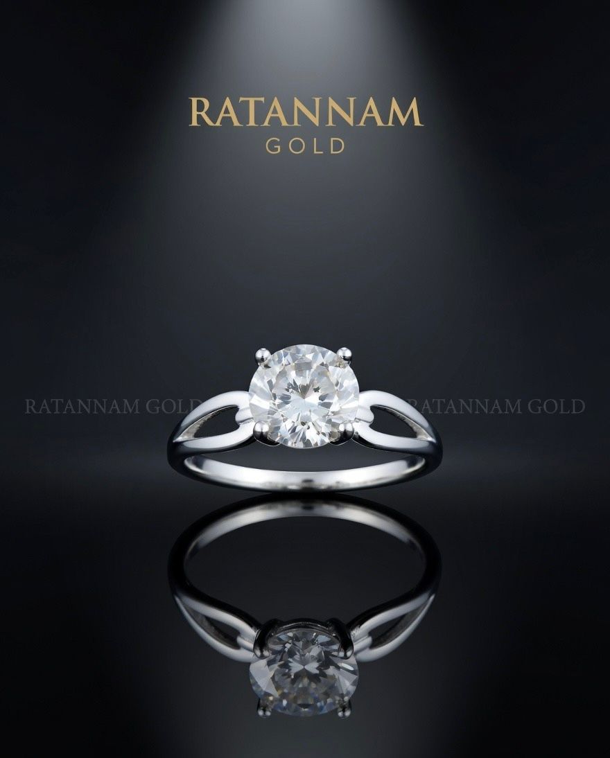 SILVER RING