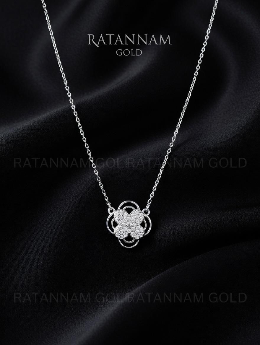 SILVER CHAIN PENDANT