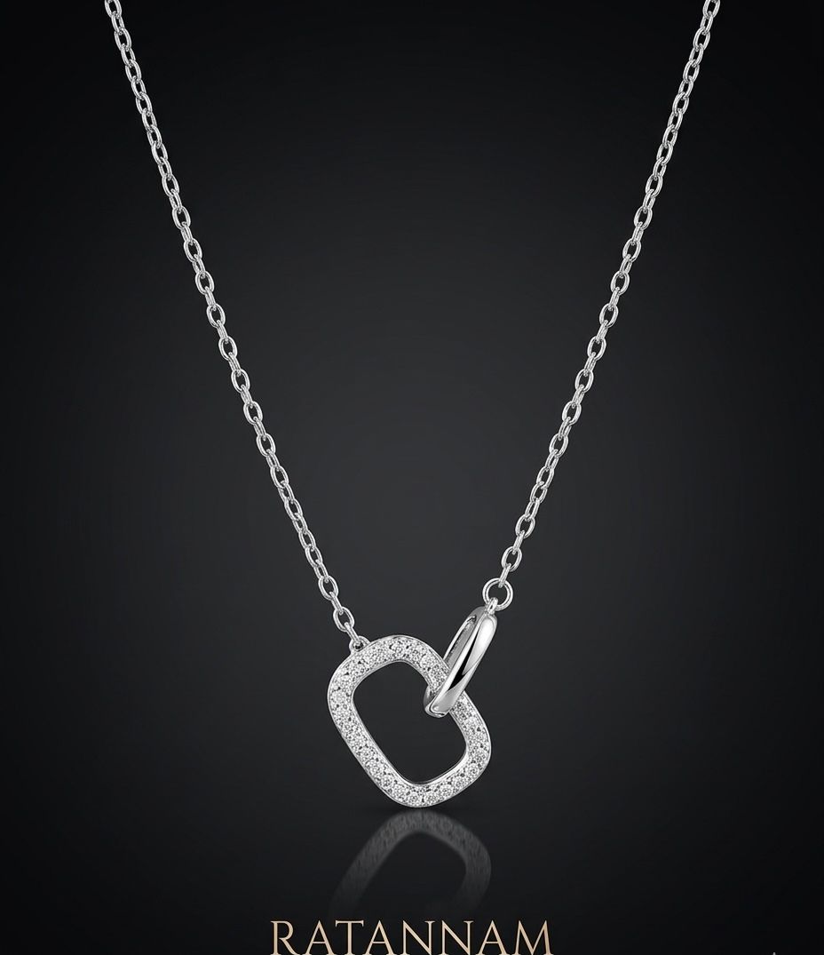 SILVER CHAIN PENDANT