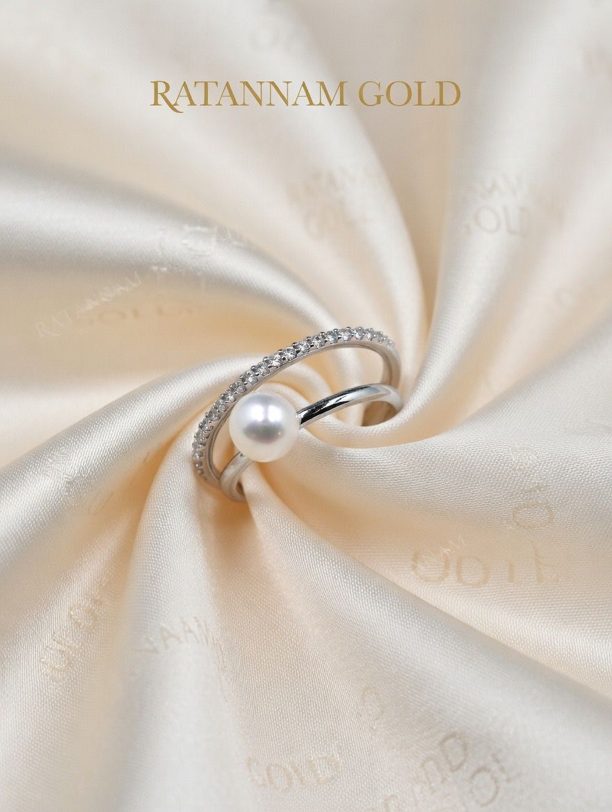 SILVER RING