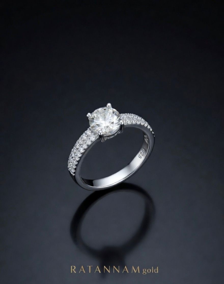 SILVER RING