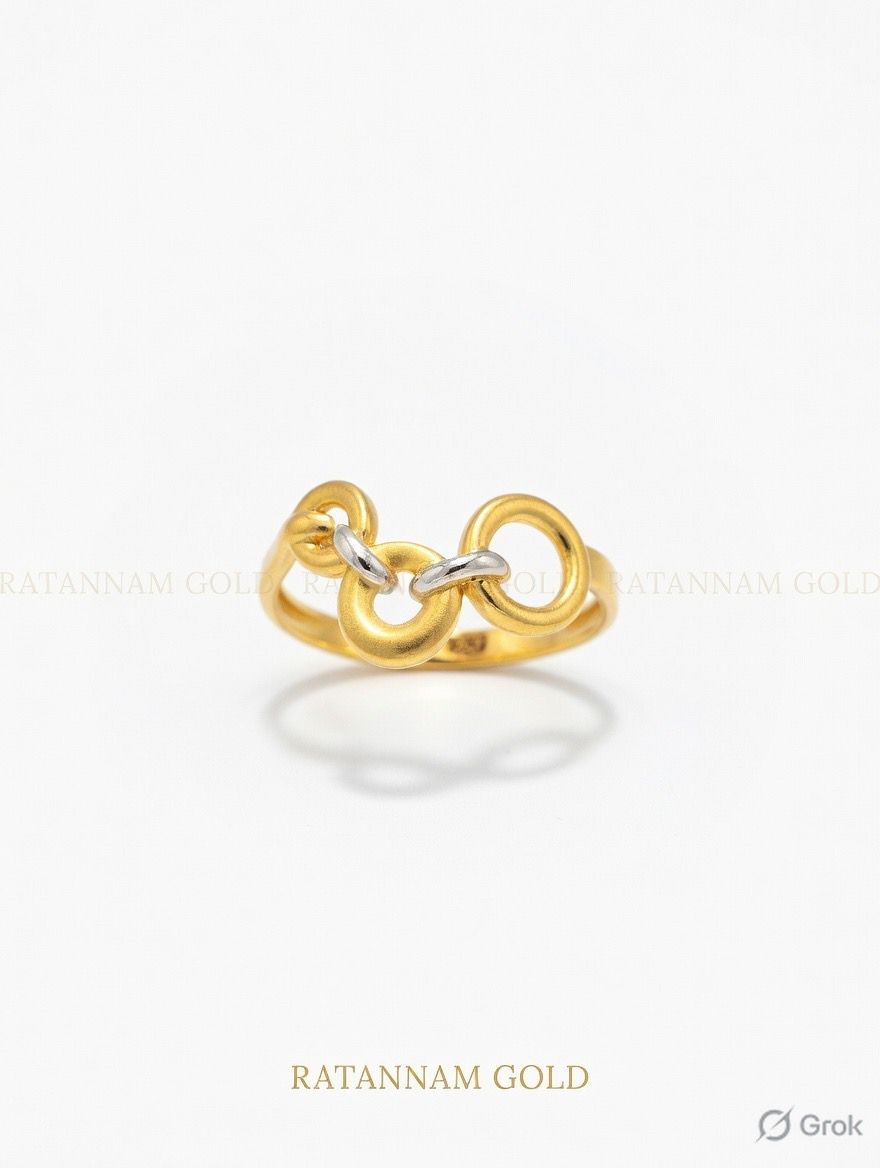 Trinity Link Statement Ring – with Two-Tone Interlocking Circles