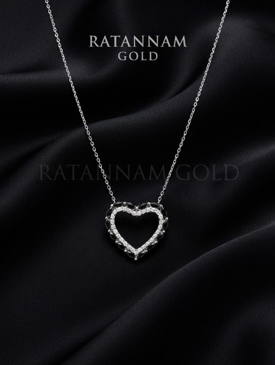 SILVER CHAIN PENDANT