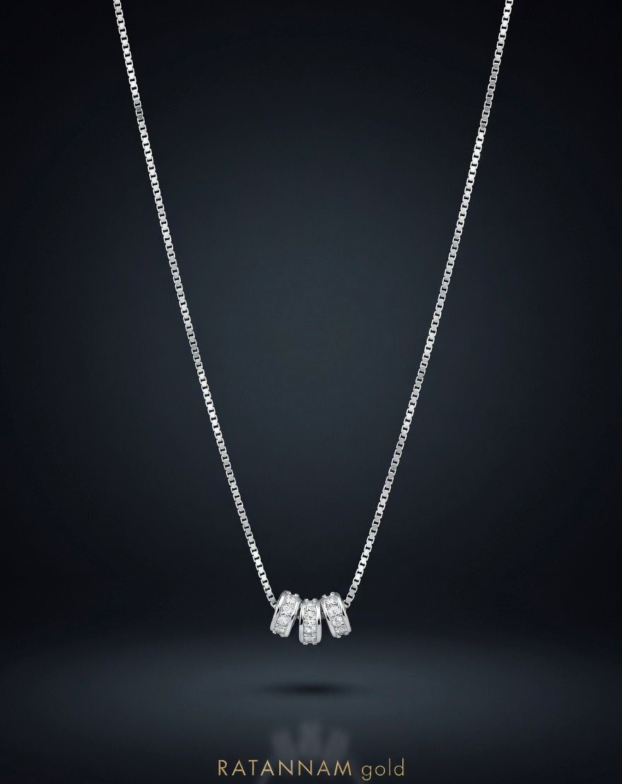 SILVER CHAIN PENDANT
