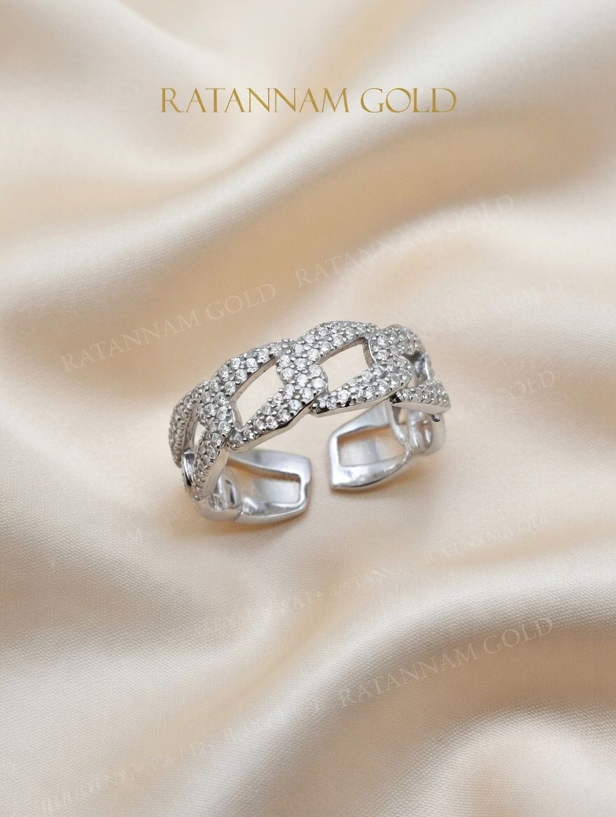 SILVER RING
